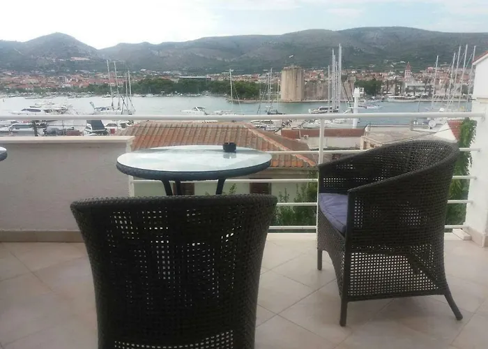 Espero Apartman *